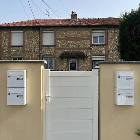 Logement 10 Minutes De Rouen Oissel Exteriér fotografie