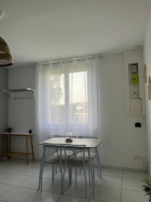 Logement 10 Minutes De Rouen Oissel Exteriér fotografie